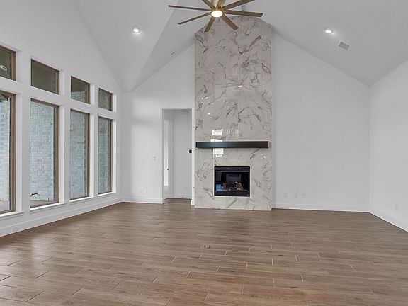 3rd image of 25226 Bamburgh Dr