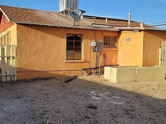 5th image of 4912 Chesterfield Ave