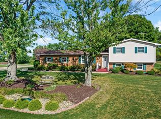 13390 Sara Ave NW, Hartville, OH 44632