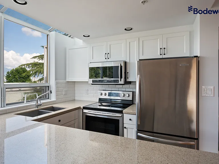 2255 W 4th Ave — Photo 11