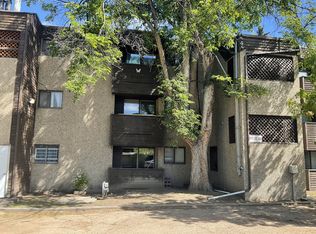 7915 112th Ave NW #102, Edmonton, AB T5B0E7