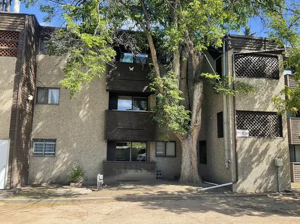 7915 112th Ave NW #102, Edmonton, AB T5B 0E7