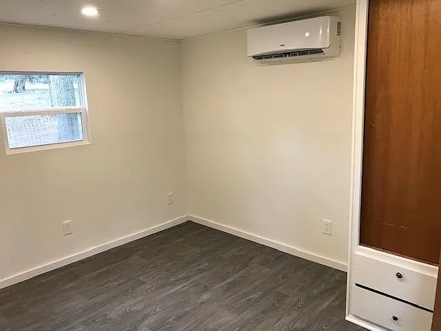 1 bed, 550 sqft, $900 — Photo 4