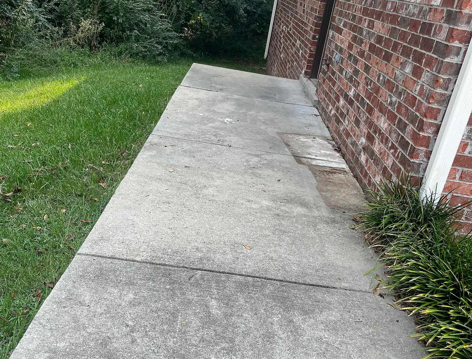 2 bed, 1100 sqft, $900 — Photo 2