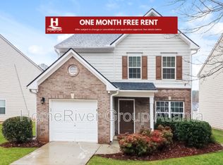 9480 Lakeview Rd, Union City, GA 30291