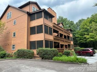 157 Toxaway Views Dr, Lake Toxaway, NC 28747