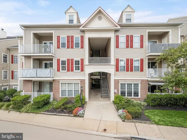 2203 Falls Gable Ln Unit E, Baltimore, MD 21209