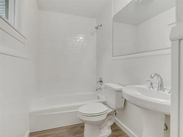 1605 Dupard St — Photo 12