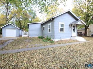 810 Vermillion St, Centerville, SD 57014