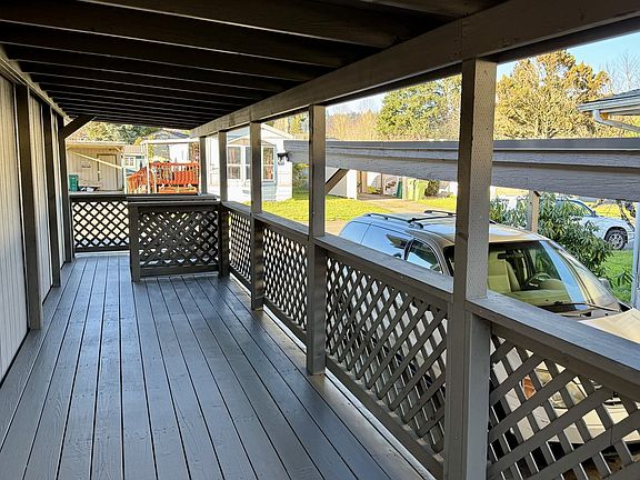 5th image of 1103 N Springbrook Rd Unit 6