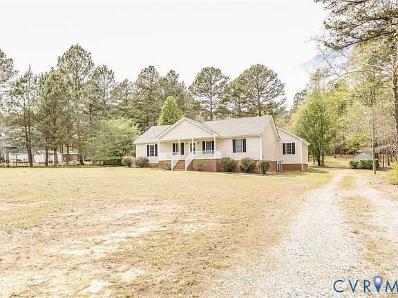 2nd image of 19924 Log Rd