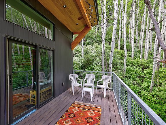 5th image of 2214 S Aspen Rd #424