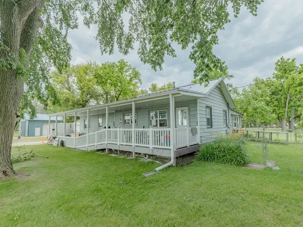 401 Main St, Fostoria, IA 51340