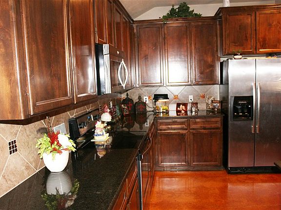 5th image of 128 Gates Drive