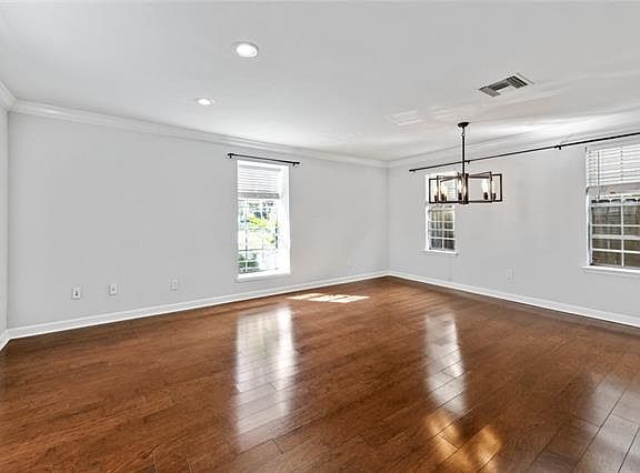 2nd image of 835 Louisiana Ave #A
