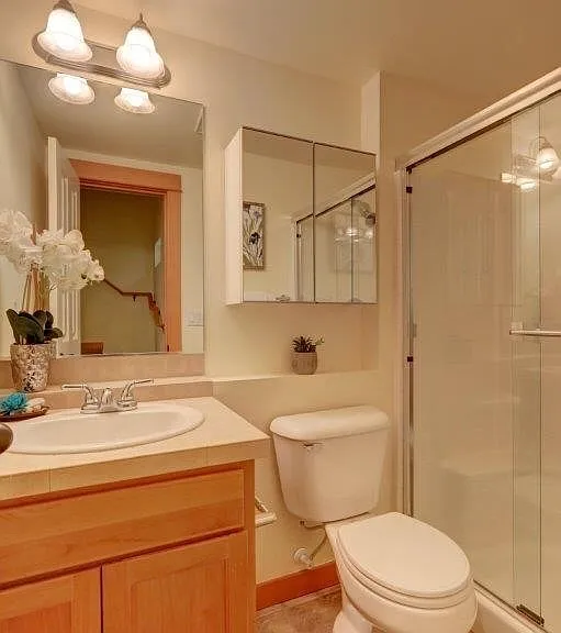 5204 Delridge Way SW #C — Photo 11