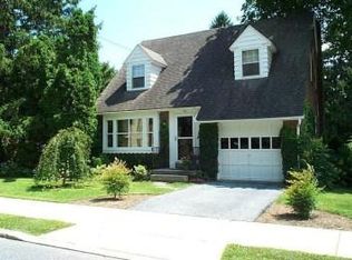 124 E Market St, Lititz, PA 17543