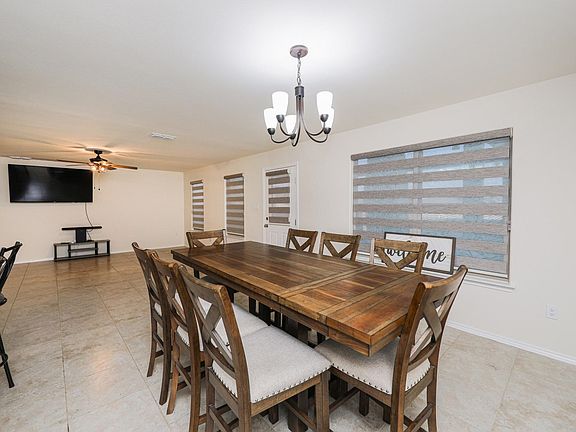 4th image of 5618 Lone Star Loop