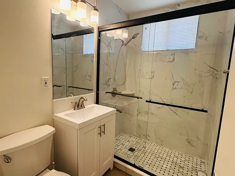 2114 S Meridian Ave — Photo 13