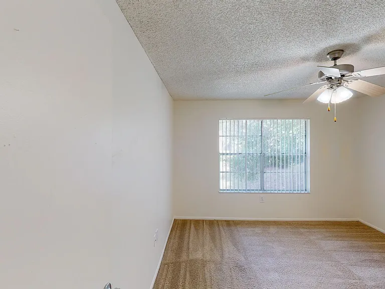 Lakewood Place — Photo 153