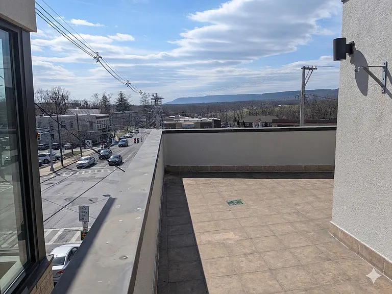 51 Main St #1 — Photo 34