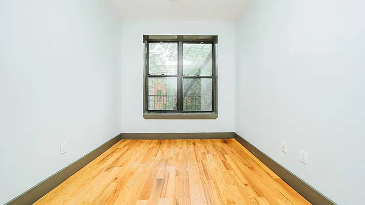 Rented by Nooklyn NYC LLC | media 22