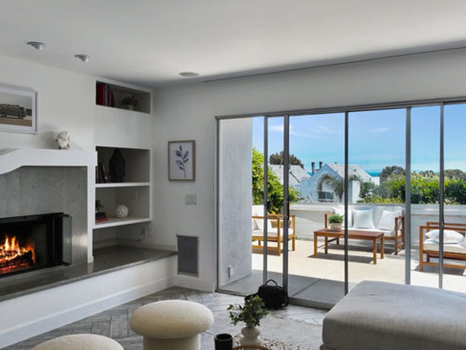 28711 Pacific Coast Hwy APT 18, Malibu, CA 90265 Zillow
