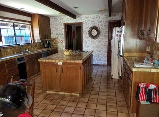 49 Hoff Rd, Kenwood, CA 95409