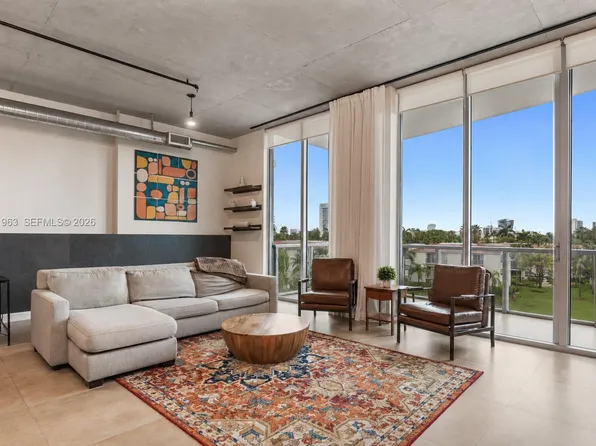 3029 188th St #405, Aventura, FL 33180
