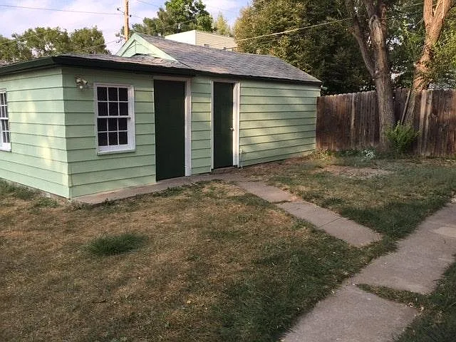 2400 S Williams St — Photo 5