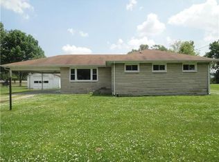 1557 W 2nd St, Seymour, IN 47274