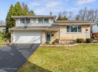 1603 Center Ave, Wheaton, IL 60189