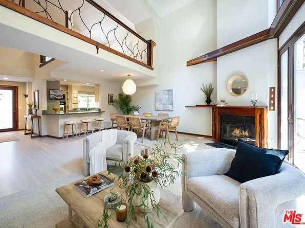 2811 Arizona Ave APT 4, Santa Monica, CA 90404