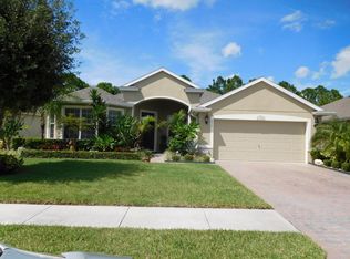 271 Broyles Dr SE, Palm Bay, FL 32909