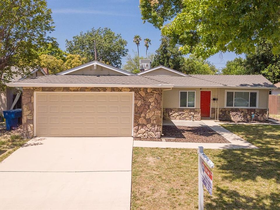 1st image of 7690 Sweetbrier Way