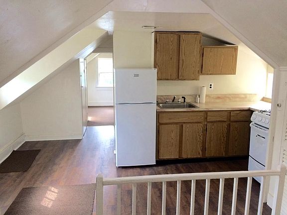 2nd image of 74 Broadway Floor 2