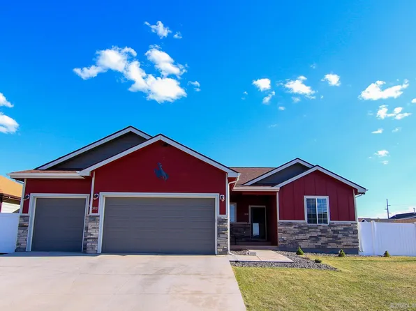 3810 Little Moon Trl, Laramie, WY 82070