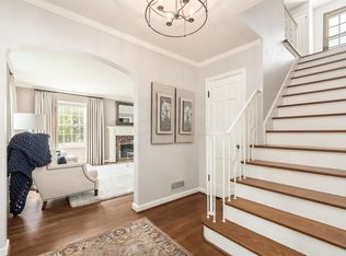 2271 Brixton Rd, Columbus, OH 43221