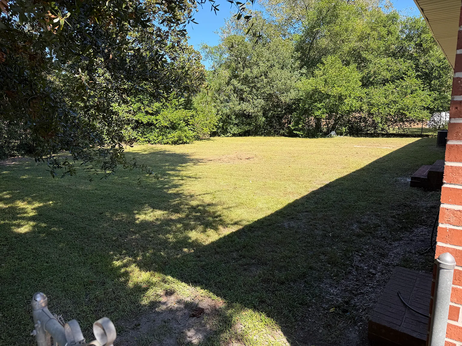 3 bed, 1421 sqft, $1,350 — Photo 3