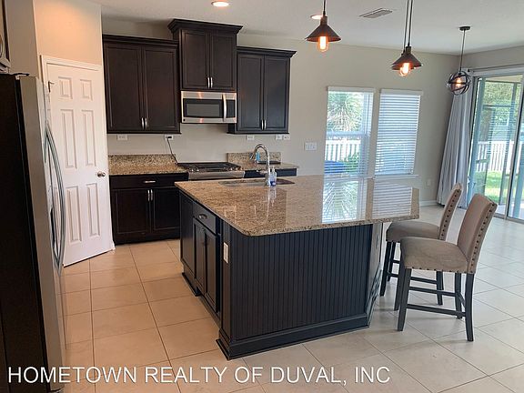 4th image of 11564 Turkoman Cir