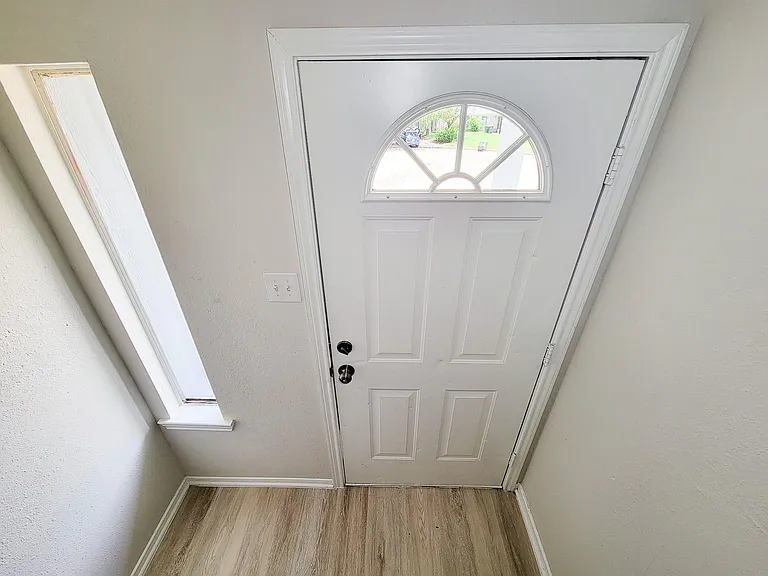 8719 Valley Song Dr — Photo 8
