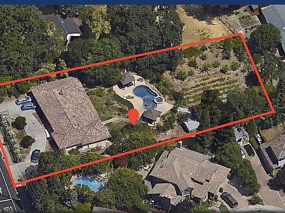 .78 Acre 1 Block to downtown
