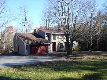 1st image of 84 Everett Rd