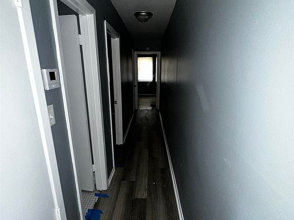 5th image of 3176 Yale Ave