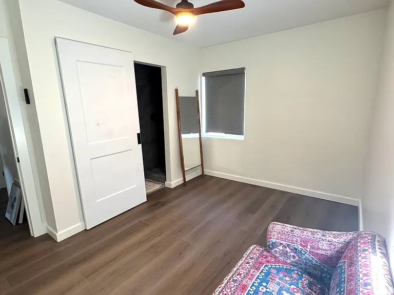 1306 E Whitton Ave — Photo 3