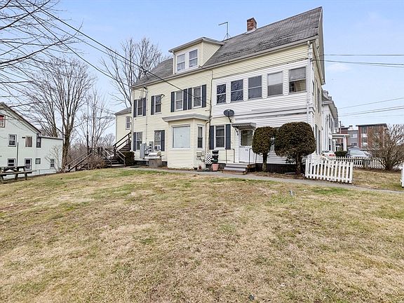 2nd image of 92 N Franklin St