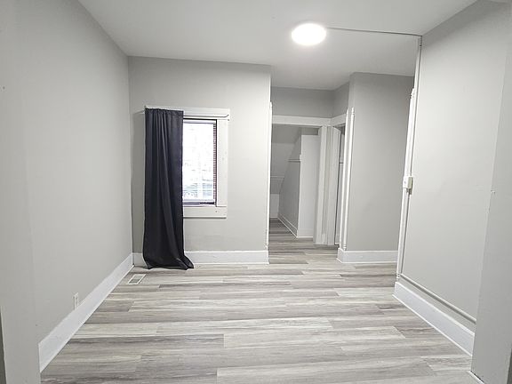5th image of 29 Wyoming St