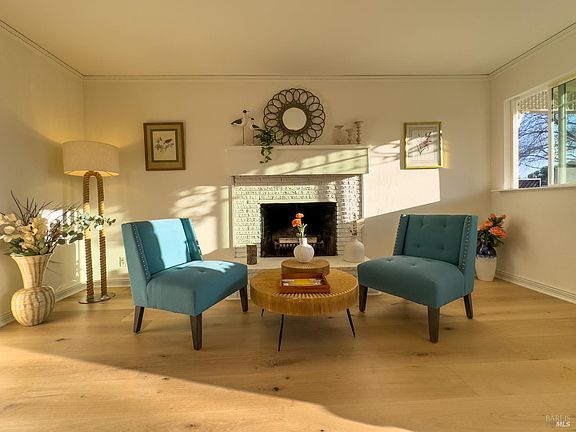 5th image of 1880 Clayton Way