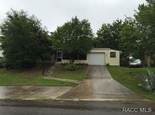 53 S Harrison St, Beverly Hills, FL 34465