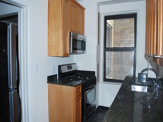 Sold by Sotheby's International Realty | media 21